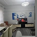 Xplore Xpress • Center Apartment